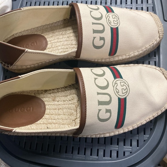 Gucci - Picture 2 of 3